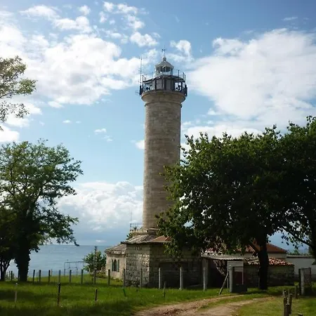 Savudrija Basanija