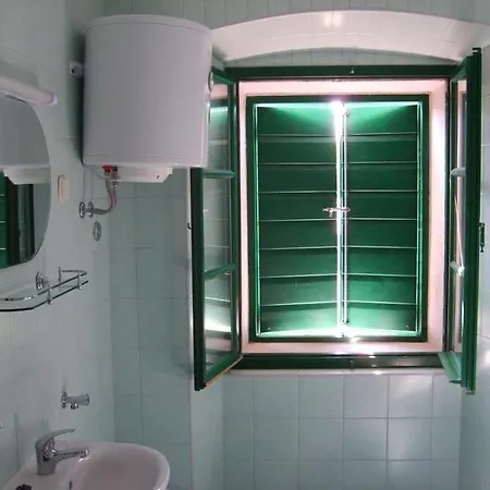 Savudrija Guest house 3*