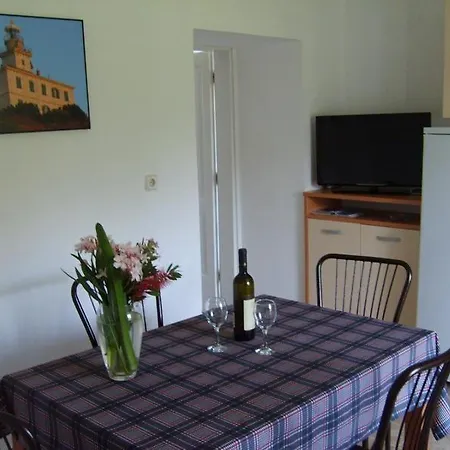 Savudrija Guest house Basanija